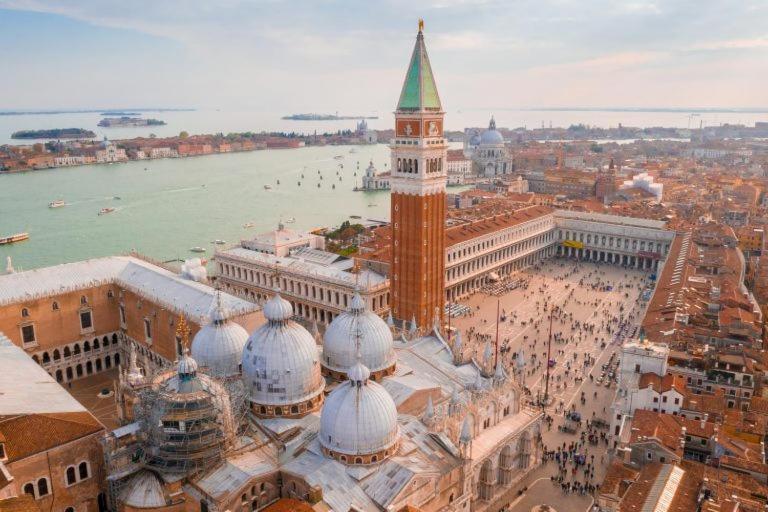 شقة Hapton House Elite2 Comodo - Free Park - Accesso Easy A Venezia ميستر المظهر الخارجي الصورة